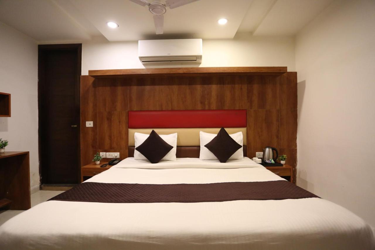 Hotel Sm Suits Near Delhi Airport-Unit By Grand Urban Luxury New Delhi Eksteriør bilde