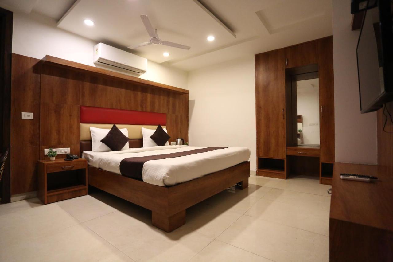 Hotel Sm Suits Near Delhi Airport-Unit By Grand Urban Luxury New Delhi Eksteriør bilde