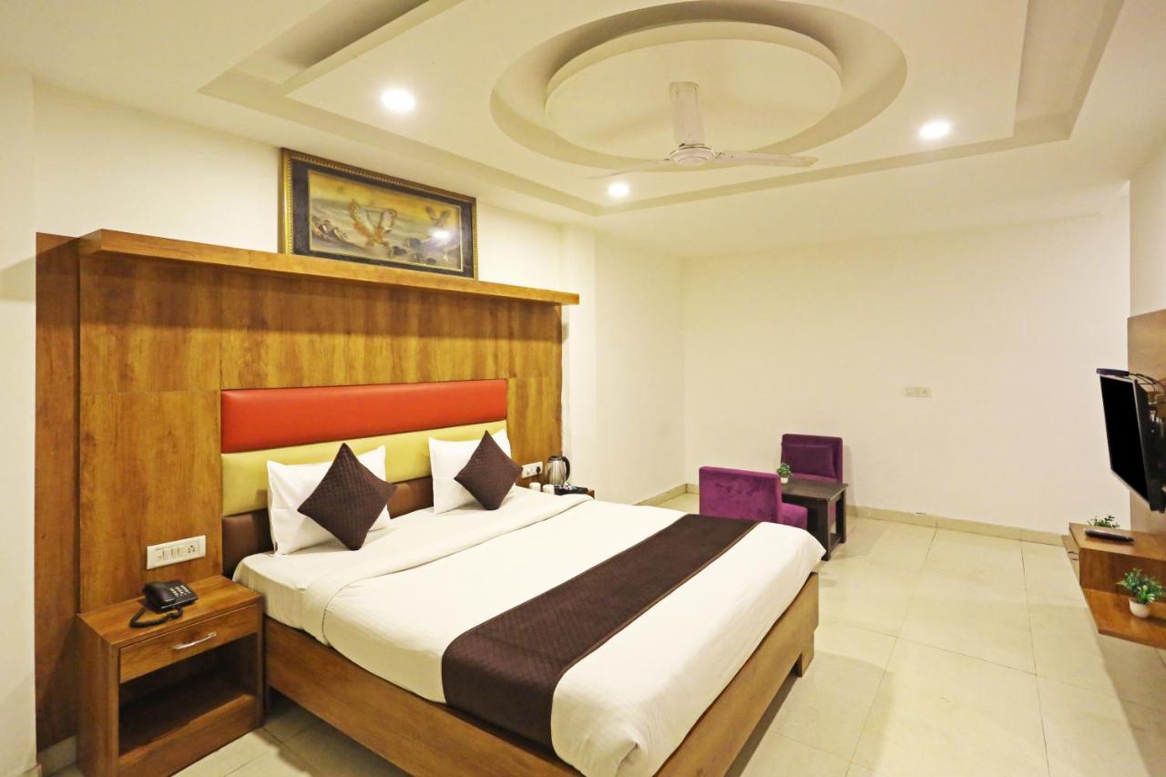 Hotel Sm Suits Near Delhi Airport-Unit By Grand Urban Luxury New Delhi Eksteriør bilde