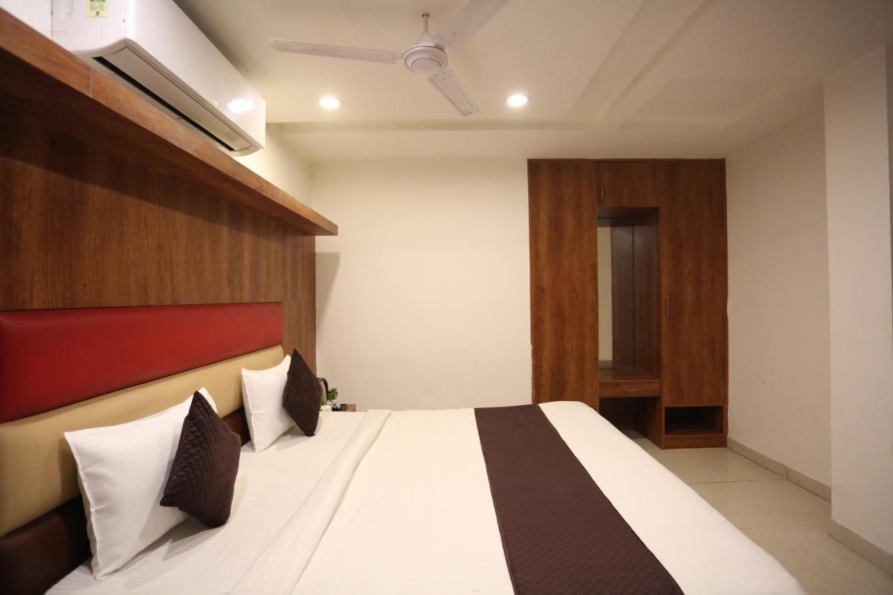 Hotel Sm Suits Near Delhi Airport-Unit By Grand Urban Luxury New Delhi Eksteriør bilde