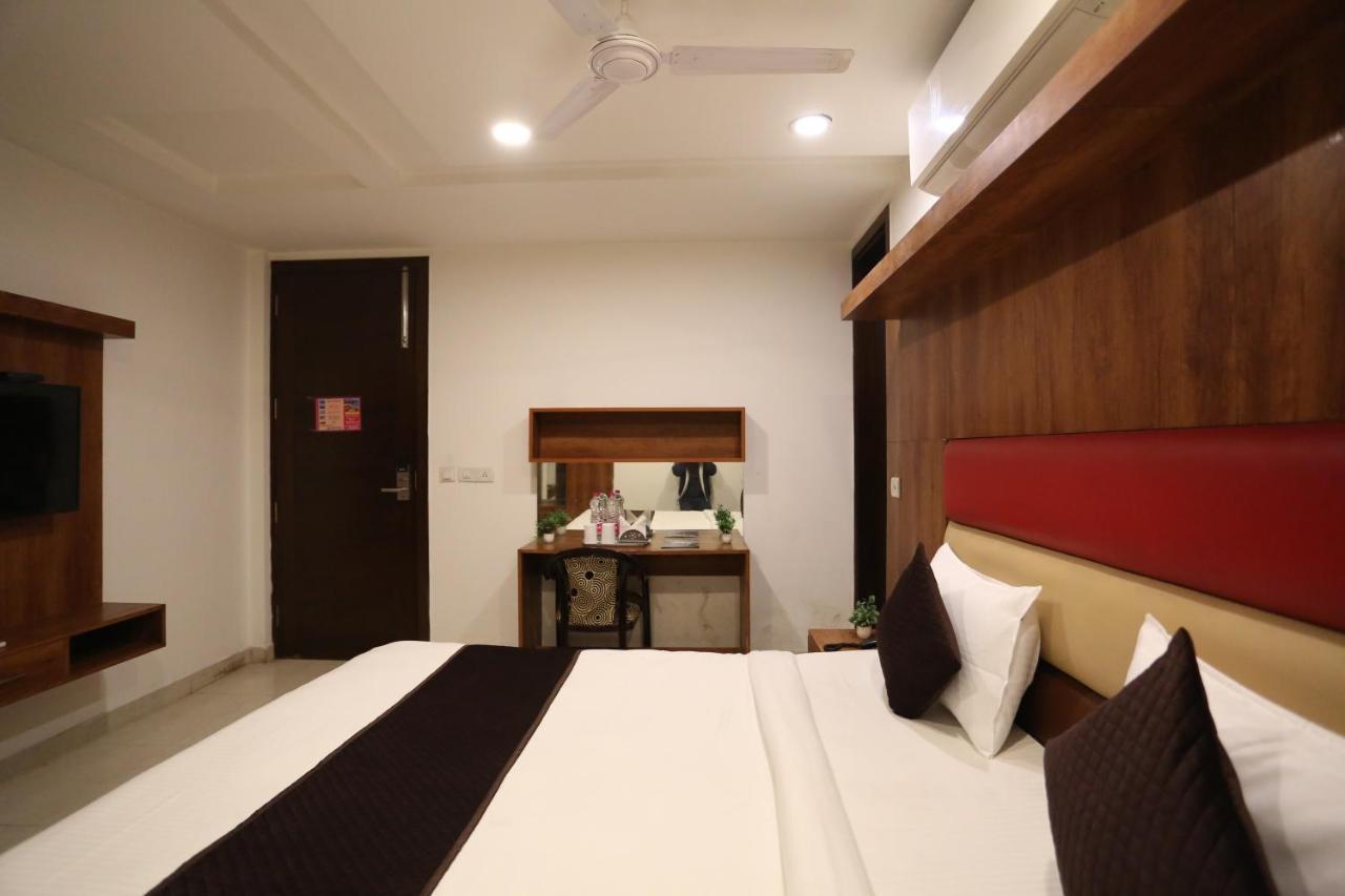 Hotel Sm Suits Near Delhi Airport-Unit By Grand Urban Luxury New Delhi Eksteriør bilde