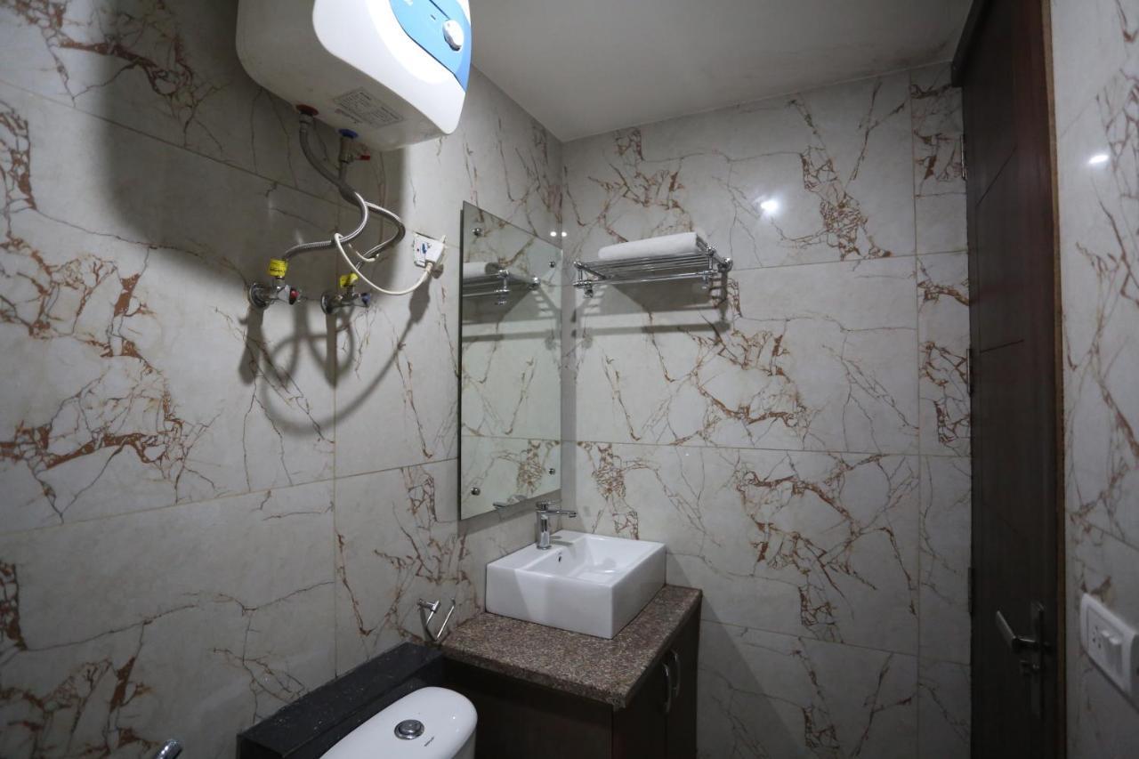 Hotel Sm Suits Near Delhi Airport-Unit By Grand Urban Luxury New Delhi Eksteriør bilde